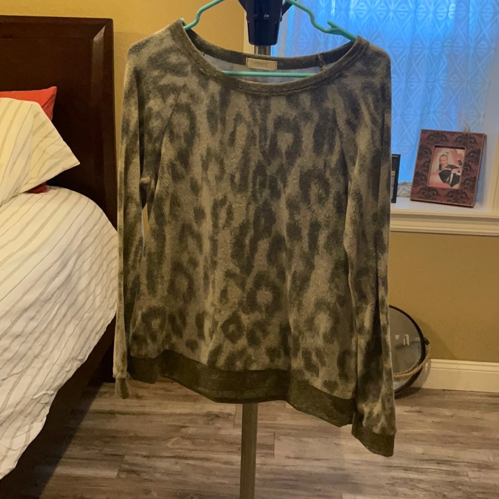 Cheetah print top